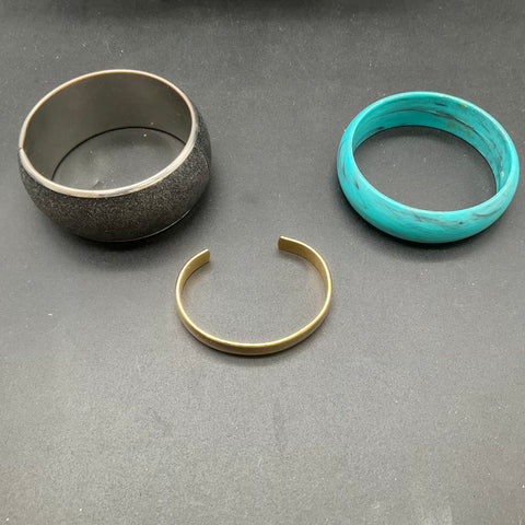 Fashion Costume Jewelry Lot 28pc Bangles Cuffs Rhinestone Gold Silver Tone