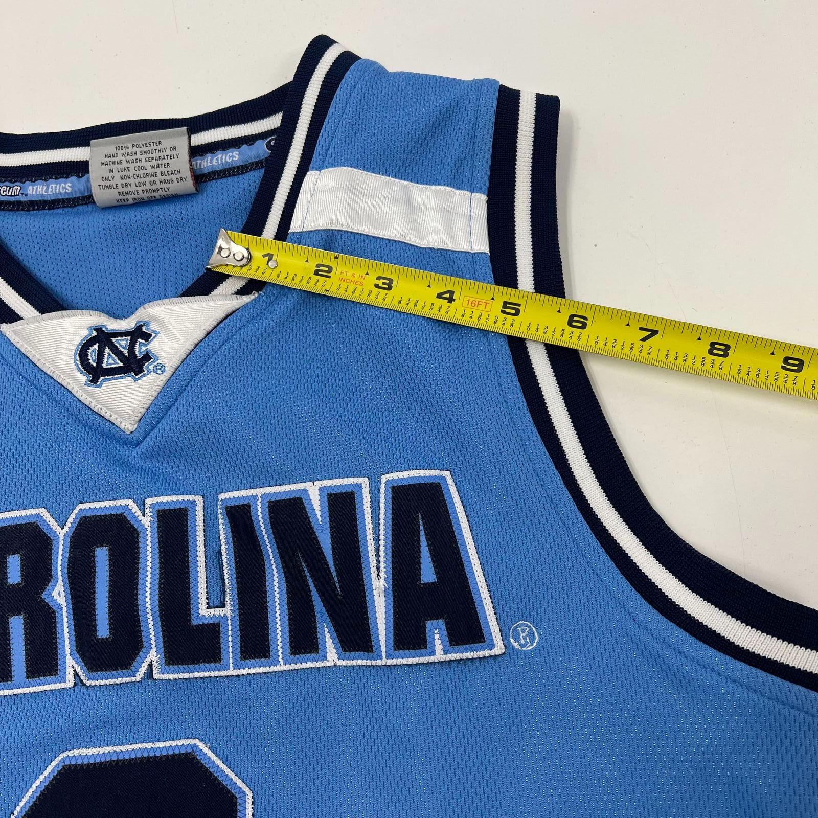 North Carolina UNC Tar Heels Basketball Jersey #2 Colosseum Athletics YOUTH Lg