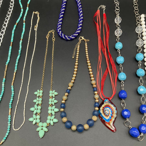Fashion Costume Jewelry Lot 13 Necklaces Gold & Silver Tone Mixed Styles 0.9lb