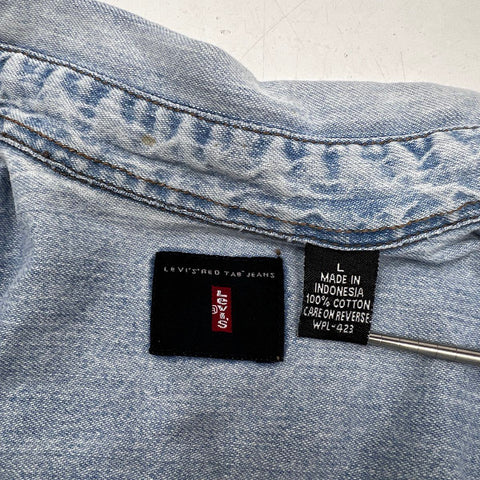 Vintage Y2K Levi's Men's Star Embroidered Light Wash Denim Shirt Sz L