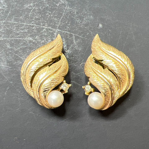 Vintage Crown Trifari Leaf Spray Brooch & Clip Earrings Set Faux Pearl Gold Tone