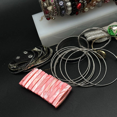 Mixed Fashion Costume Jewelry Lot 30+ Pcs Beaded Bangle Wrap Wood Faux Pearl