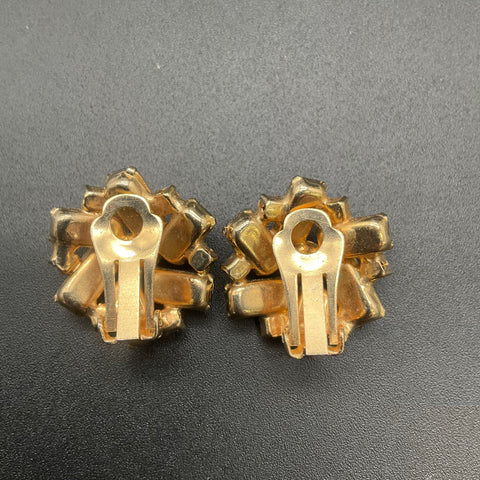 Vintage Gold Tone Purple Rhinestone Cluster Clip On Earrings Baguette Cut