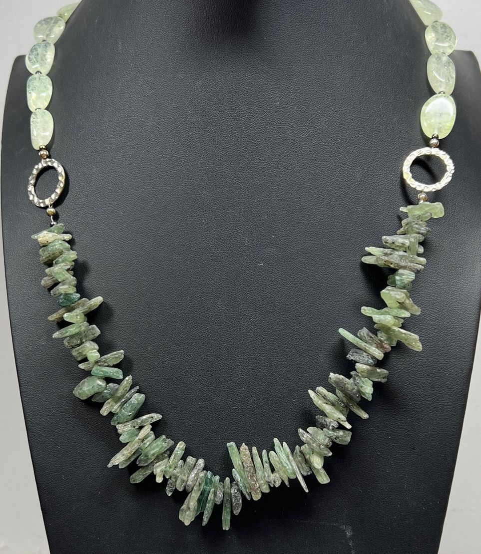 Green Jadeite Stone & Glass Bead Necklace 26"