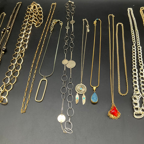 Vintage & Modern Costume Jewelry Lot of 13 Necklaces Pendants Gold Silver Tone