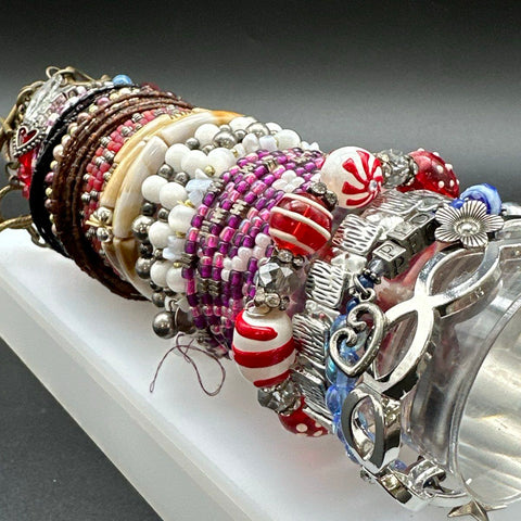 Fashion Jewelry Bracelet Lot Beaded Bangles Charms Boho Multi-strand 25+ Pieces