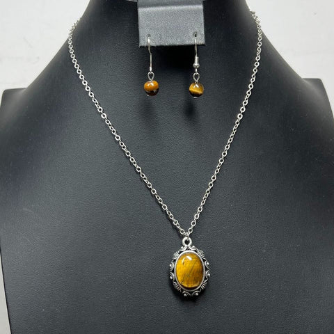 Assorted Styles Necklaces Pendant Bracelets Earrings Costume Jewelry Sets