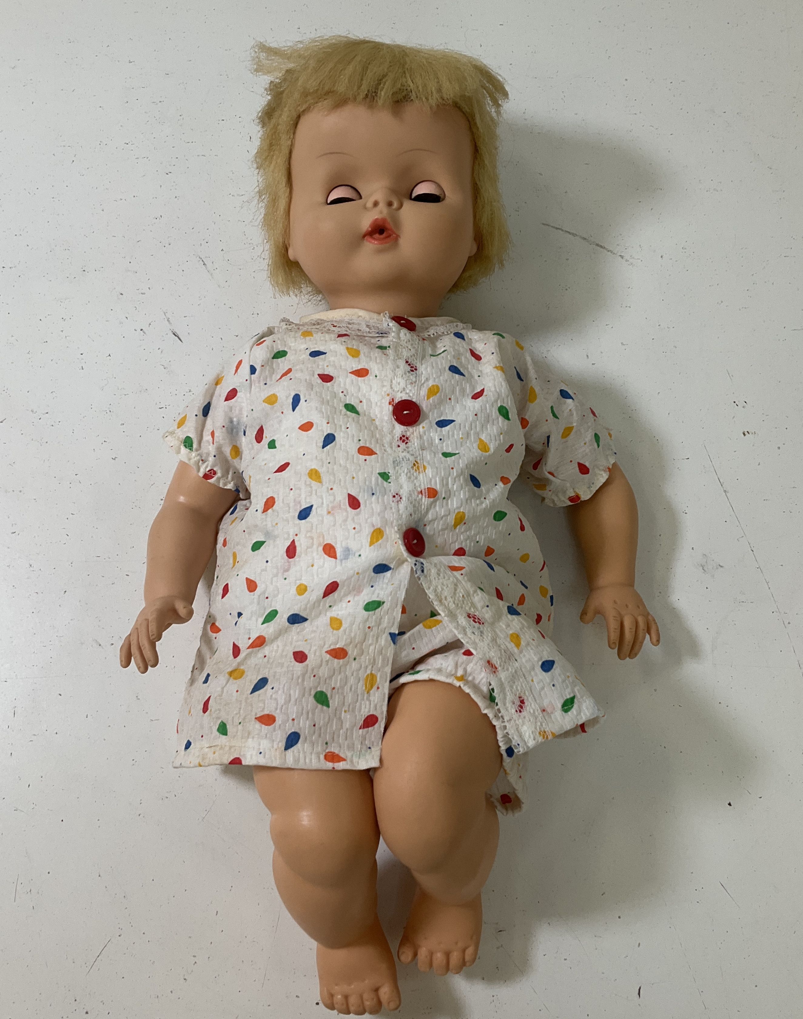 Vintage 1970s LVTF Doll & Unbranded Doll Lot 2 Sleep Eyes 24 in & 19 in