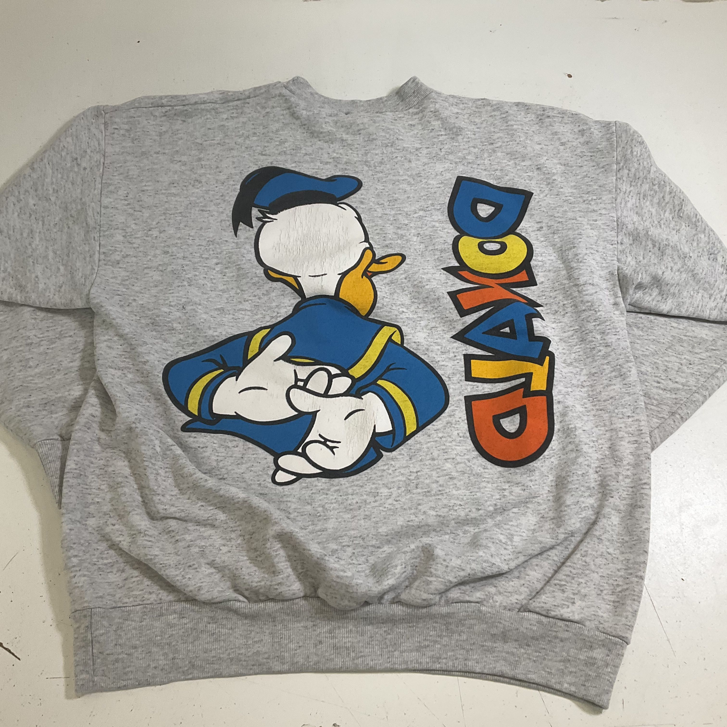 Vintage 90s Disney Wear Gray Donald Duck Graphic Crewneck Sweatshirt Men's L
