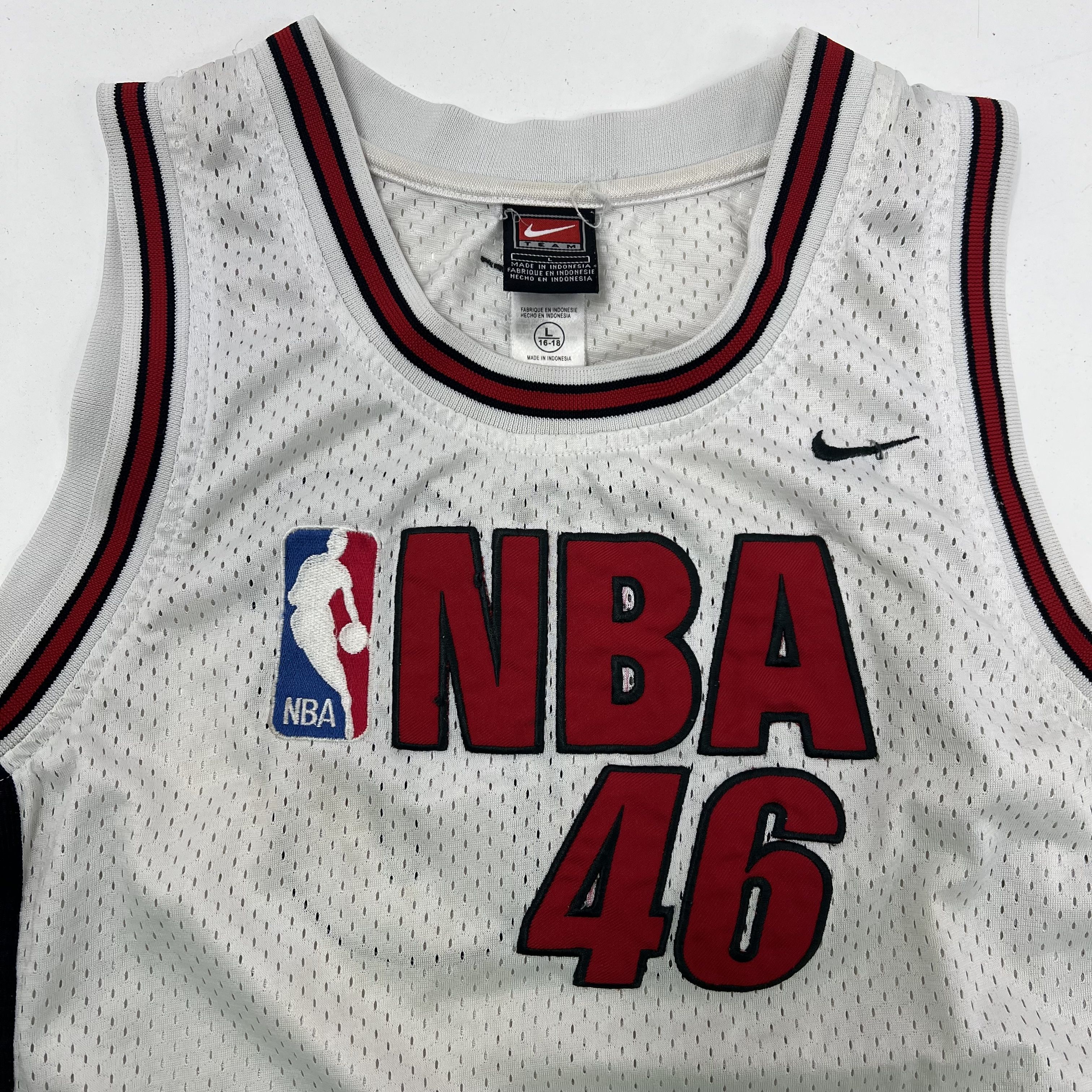 Vintage Nike White Red NBA #46 Mesh Basketball Jersey Boy's L (16-18)