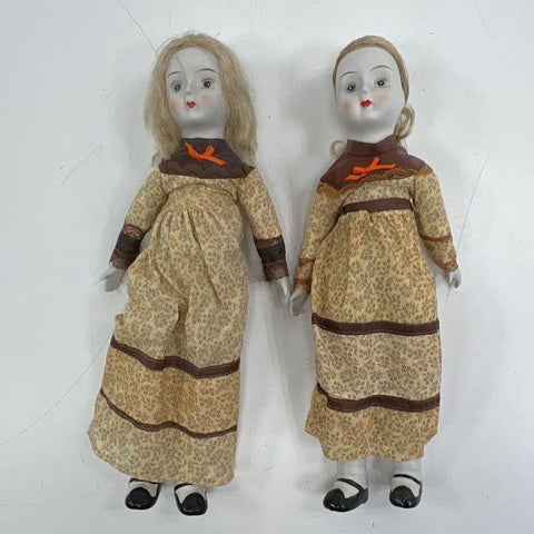 Vintage 70s Lot of 2 Porcelain Dolls Matching Dresses Made in Taiwan ROC 12"