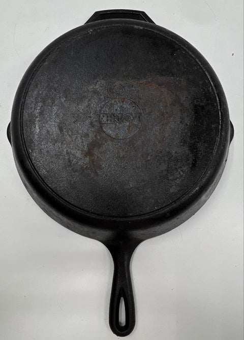 Lodge 12 Inch Cast Iron Skillet No 10SK Helper Handle Made in USA