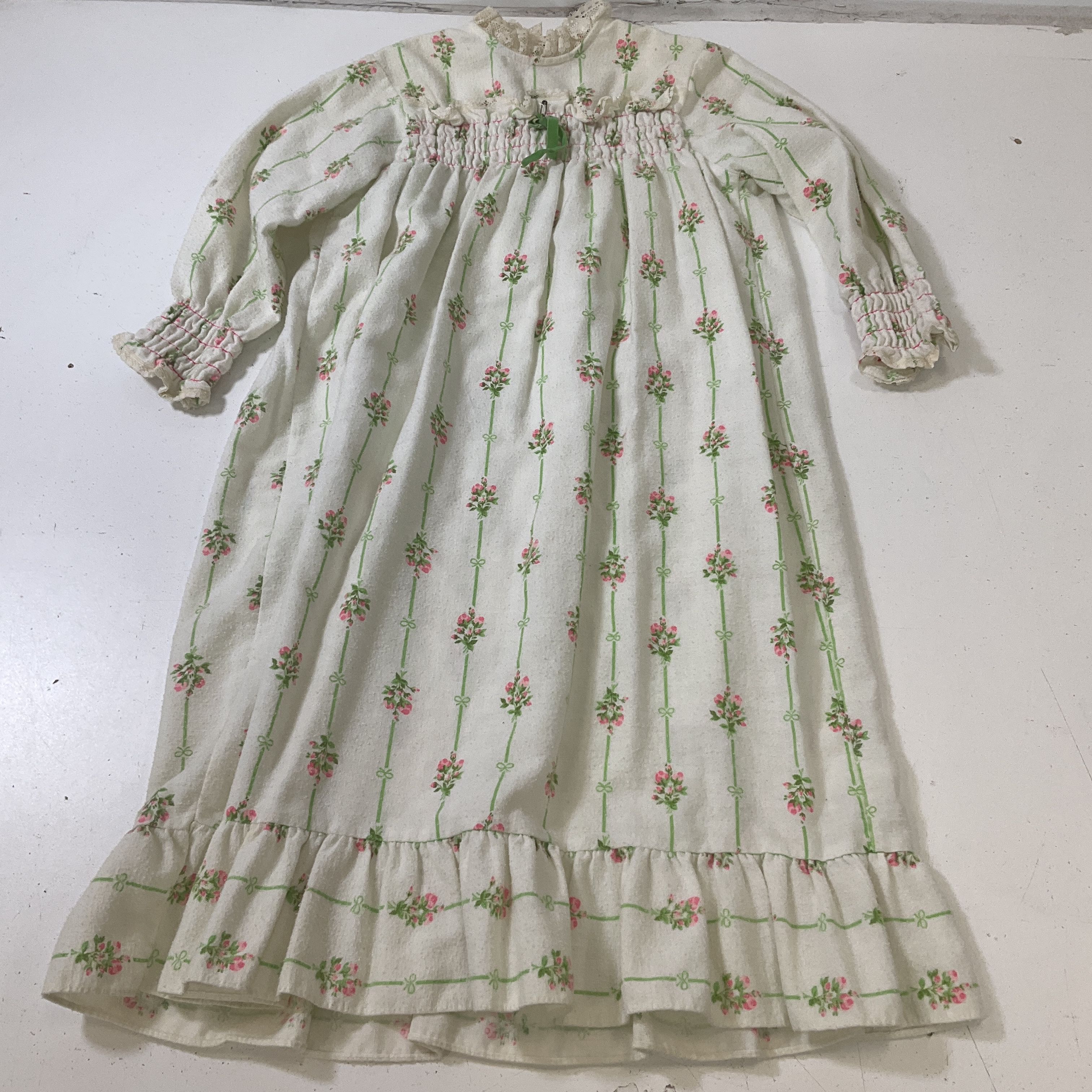 Her Majesty White Pink Floral Green Striped Flannel Nightgown Girl's 6 Vintage