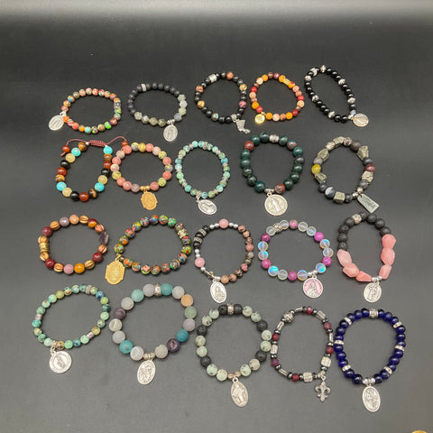 Religious Beaded Stretch Bracelet Jewelry Lot of 20 Saint Medals Stone Glass