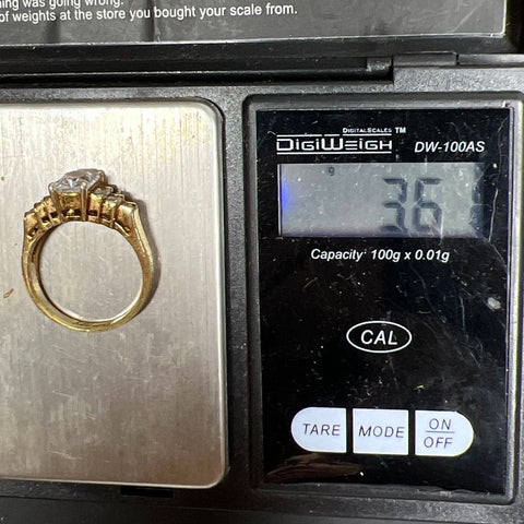 18K GE White Rhinestone Ring Size 8 3.6g