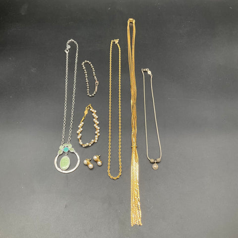 Vintage Napier Costume Jewelry Lot 7 Items Gold Silver Tone Necklaces Earrings