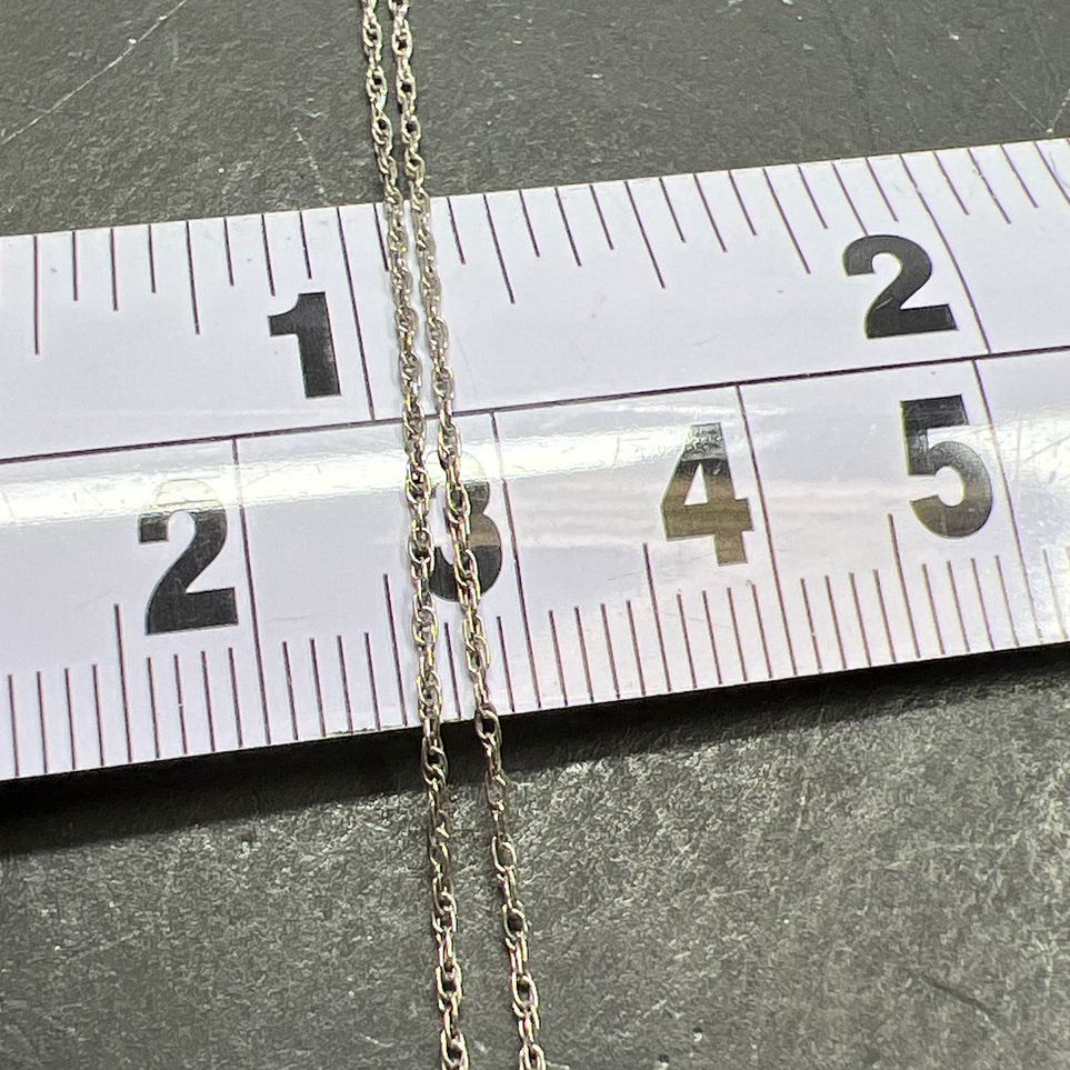14K White Gold Heart Diamond Pendant Necklace 2.42g