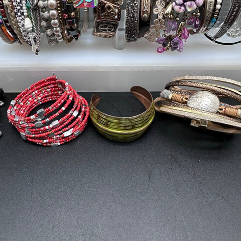 Eclectic Fashion Jewelry Bracelet Lot 35pc Beaded Bangle Cuff Wrap Styles