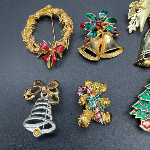 Gerry's Avon Vintage Christmas Holiday Brooch Lot of 8 Enamel Wreath Tree Bell