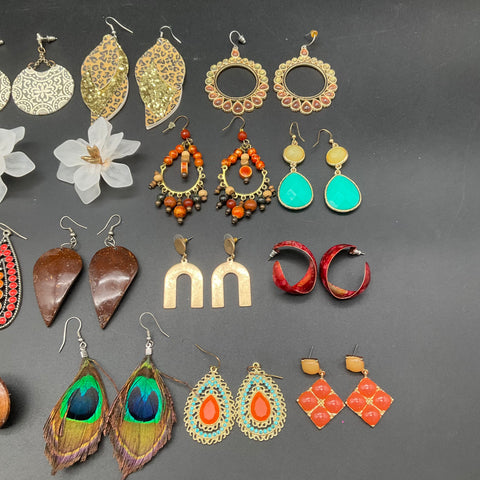 Boho Ethnic Fashion Earrings Jewelry Lot 18 Pairs Peacock Wood Floral Beaded