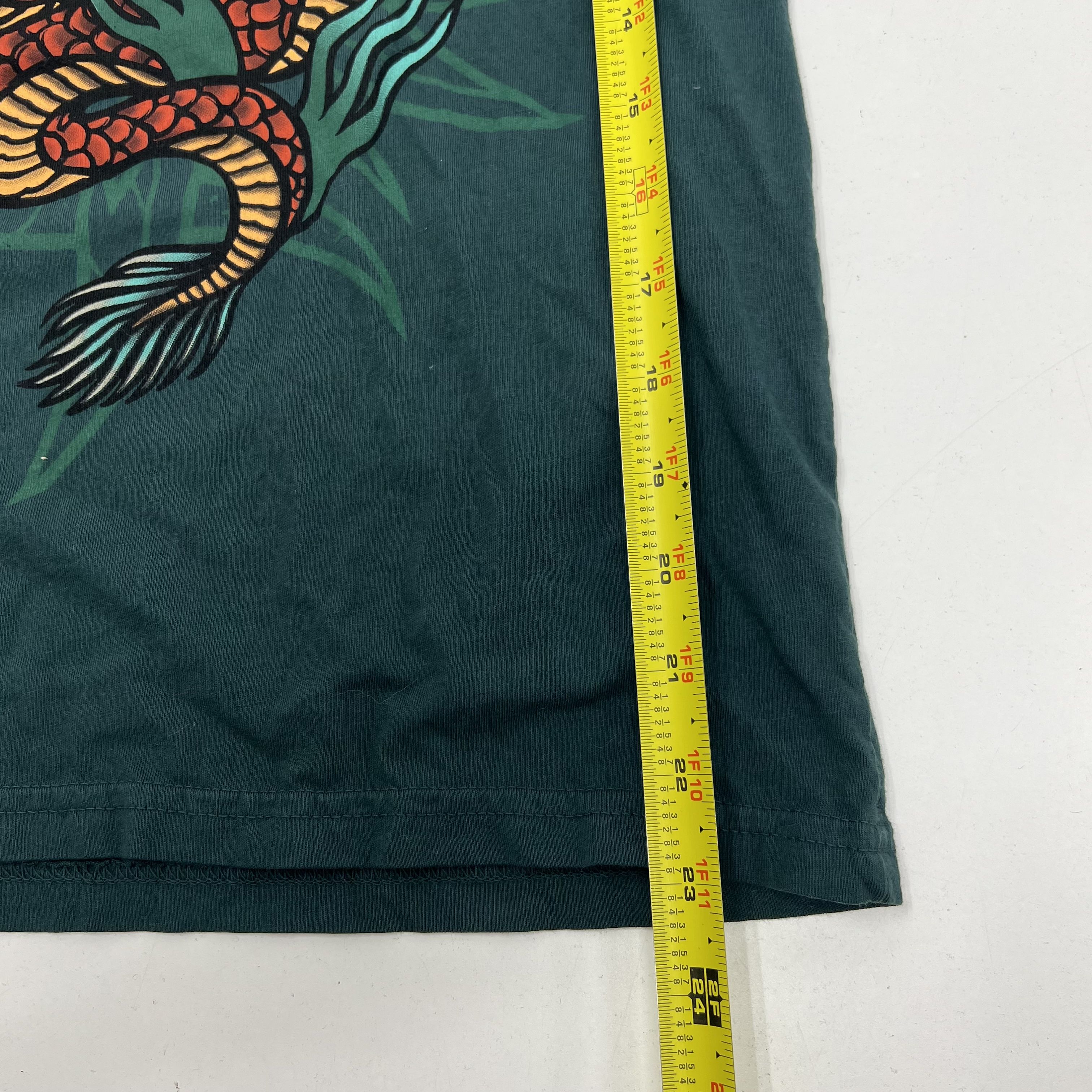Affliction Dragon Skull Tiger Dagger Graphic T-Shirt Womens Sz M