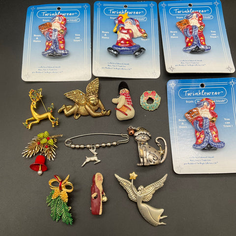 Holiday Christmas Pin Lot Twinklewear Boyds Bears & Friends 14 Pieces Vintage
