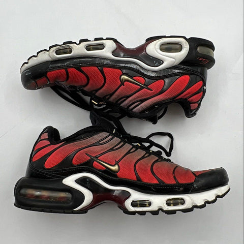 Nike Air Max Plus Red Black Gradient Gold Swoosh Running Shoes Size 8.5
