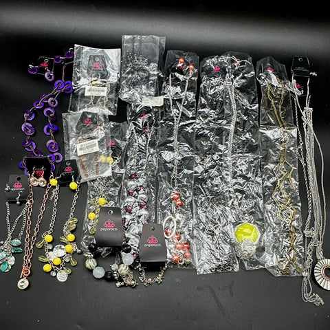 Paparazzi Fashion Jewelry Lot 17 Pieces Necklaces Earrings Bracelets Mixed