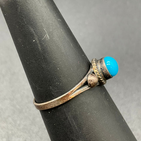 Vintage Mexican 925 Sterling Silver Turquoise Dainty Solitaire Ring Size 5.5