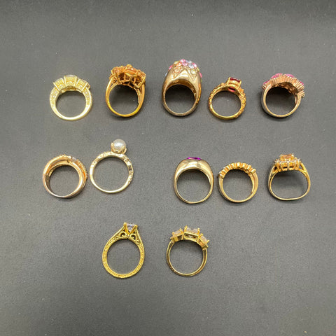 Fashion Costume Jewelry Mixed Style Ring Lot of 12 Gold Silver Tone Mixed Sizes
