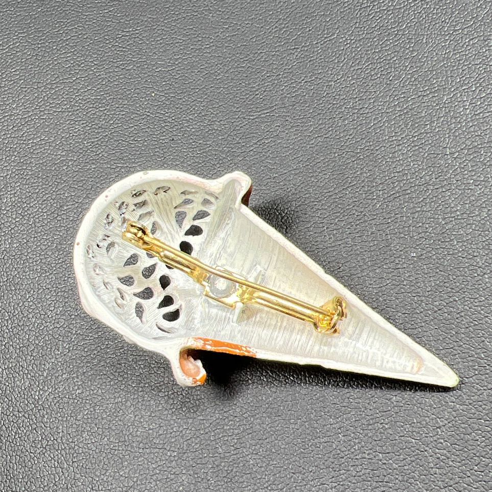 Painted Ice Cream Cone Brooch 17g