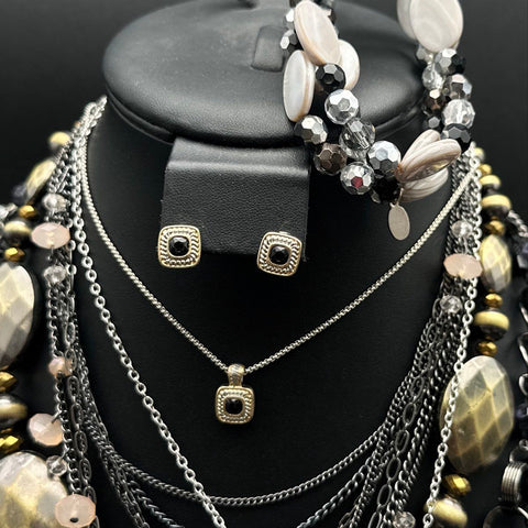 Costume Jewelry Lot Statement Sets Necklaces Earrings Bracelets Mixed 30+ Pcs