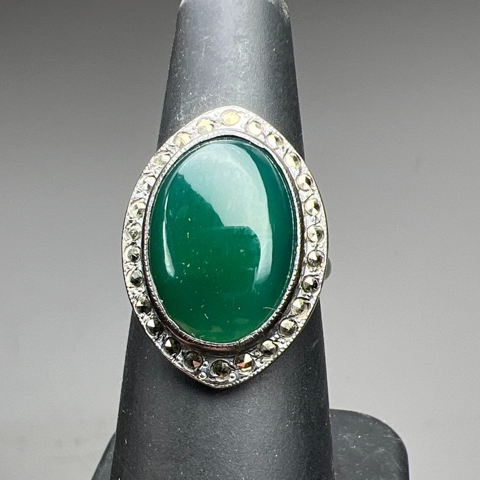 Vintage Sterling Silver Marcasite & Green Stone Ring Size 5