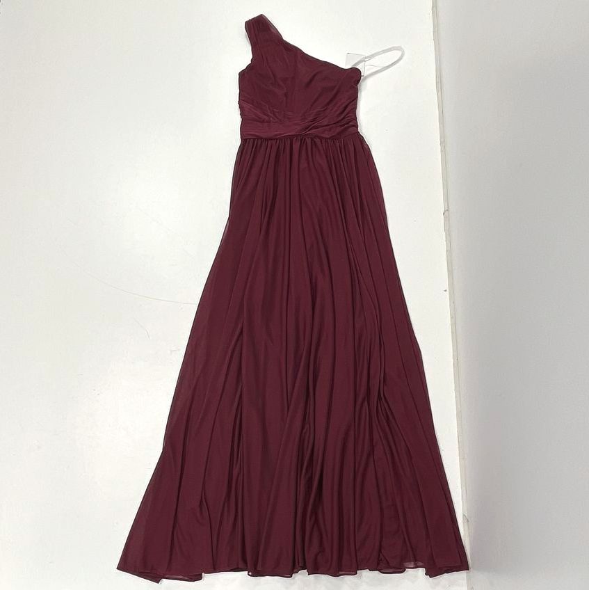 Davids Bridal NWT Wine One Shoulder Ruched Bridesmaid Gown Dress Womens Size 6