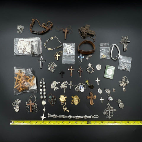 Religious Jewelry Lot 1.0 lb Crosses Crucifixes Rosaries Medals Mixed Materials