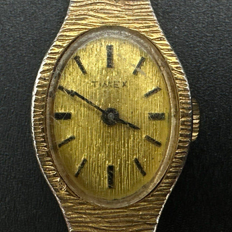 Vintage Timex Women's Wristwatch Lot of 4 Silver Gold Tone