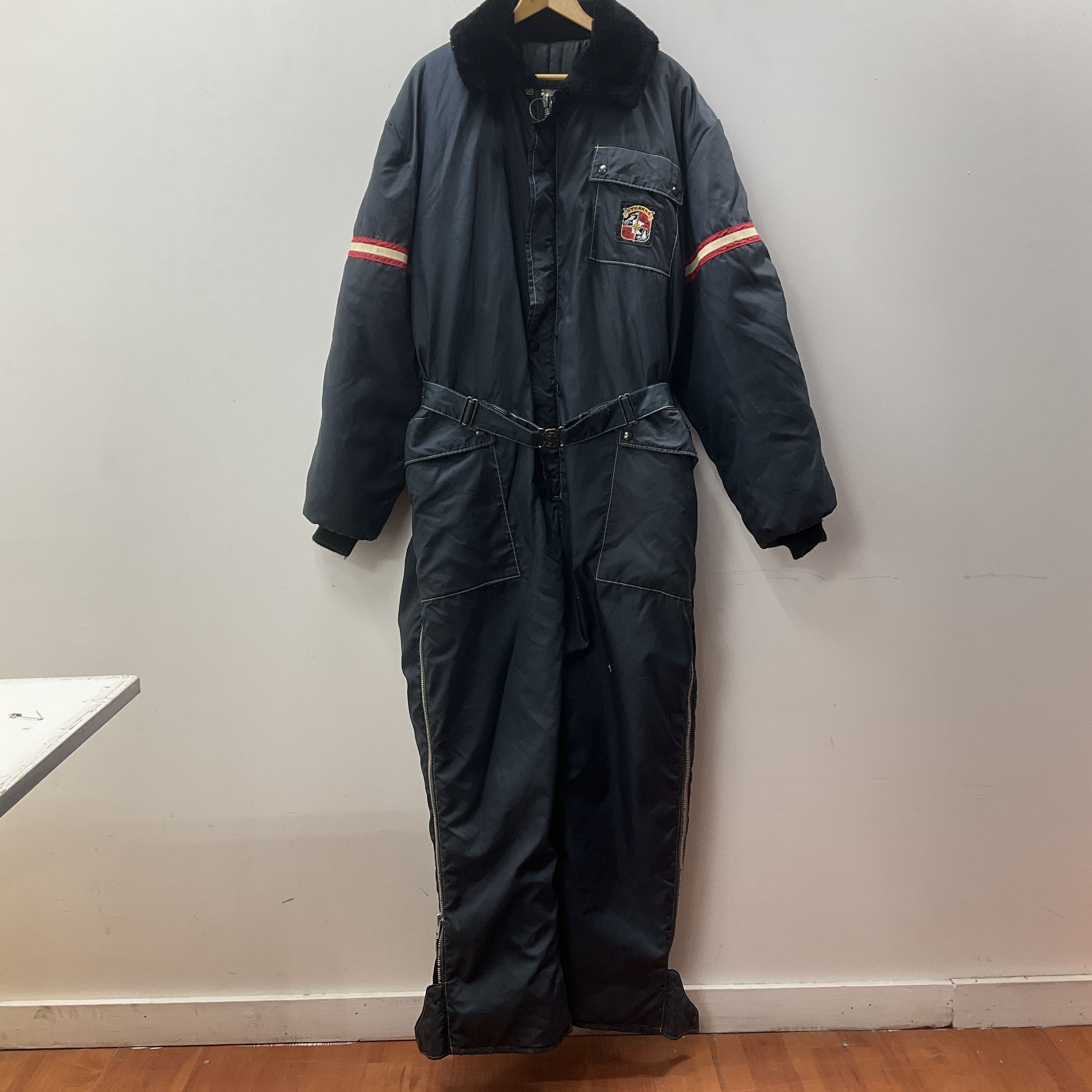 Vintage Stern's Men's Snowmobile Suit Coveralls Belted Removable Hood Size XL