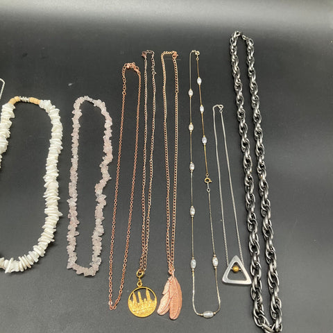 Lot of 20 Necklaces Claire's Emerson Victoria Gold Silver Tone Rhinestone Edgy
