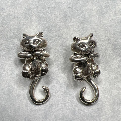 French Creek Station 925 Sterling Silver Dangling Cat Earrings NWT