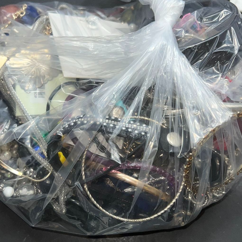 5 Lbs Costume Jewelry Grab bag