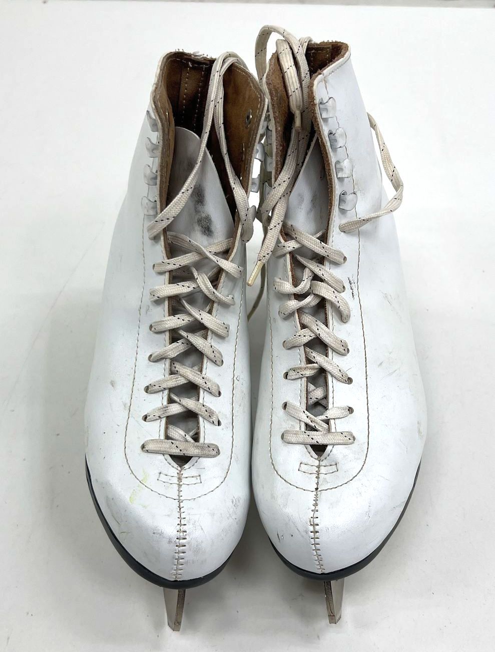 Classic White Figure Ice Skates Lace Up Boots with Blades Womens Size 9