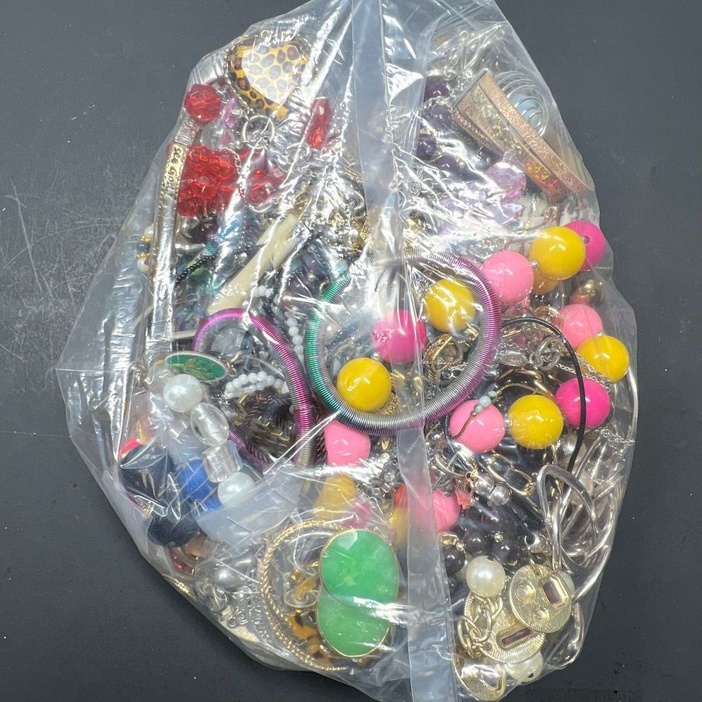5LBs Wearable Costume Jewelry Mixed Items Grab Bag