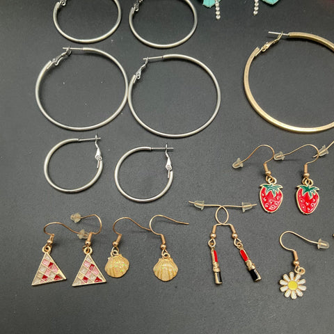 Fashion Jewelry Lot 28 Pairs Hoops Dangles Studs Novelty Enamel Boho City Gems