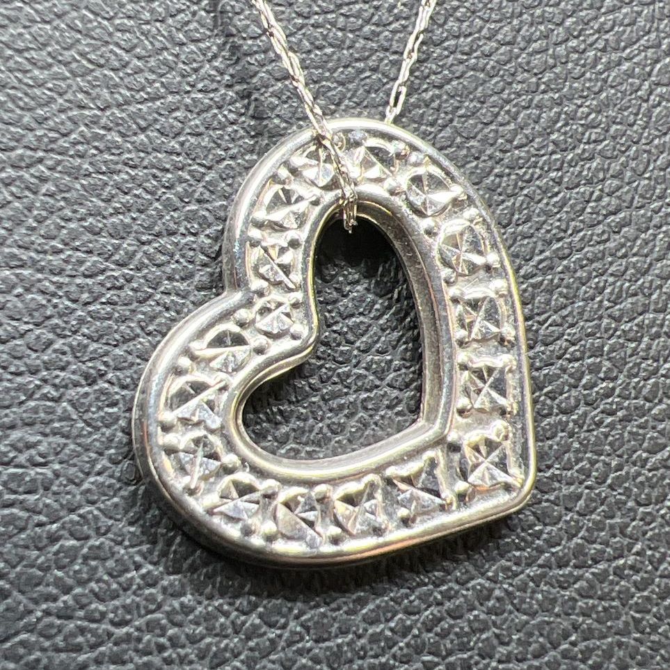 Michael Anthony 10K White Gold Textured Heart Pendant Necklace 1.36g