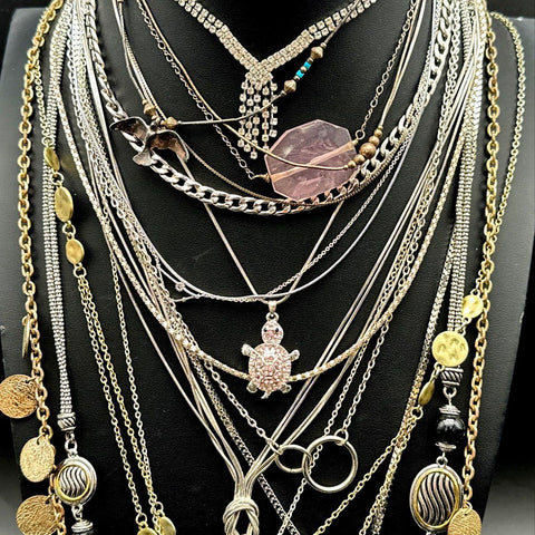 Vintage to Modern Costume Jewelry Lot 25+ Necklaces Silver & Gold Tone