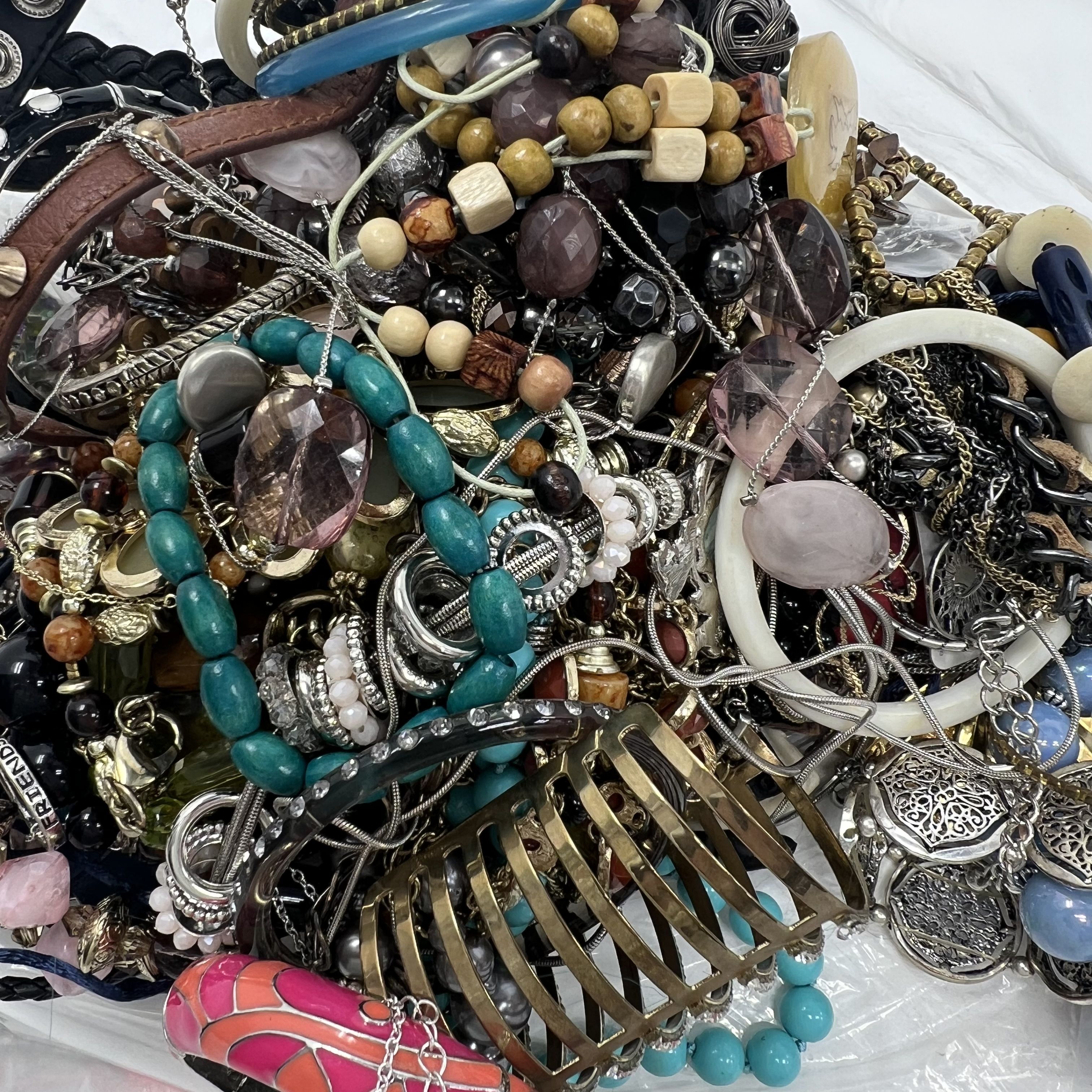 5LB Costume Jewelry Grab Bag