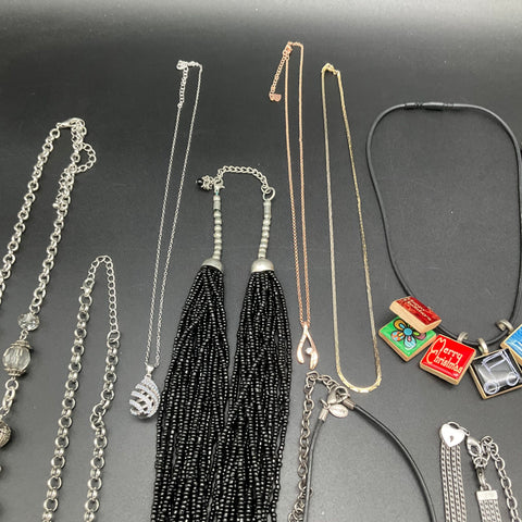 Mixed Jewelry Lot of 15 Necklaces Vintage and Modern Costume Chicos Beaded