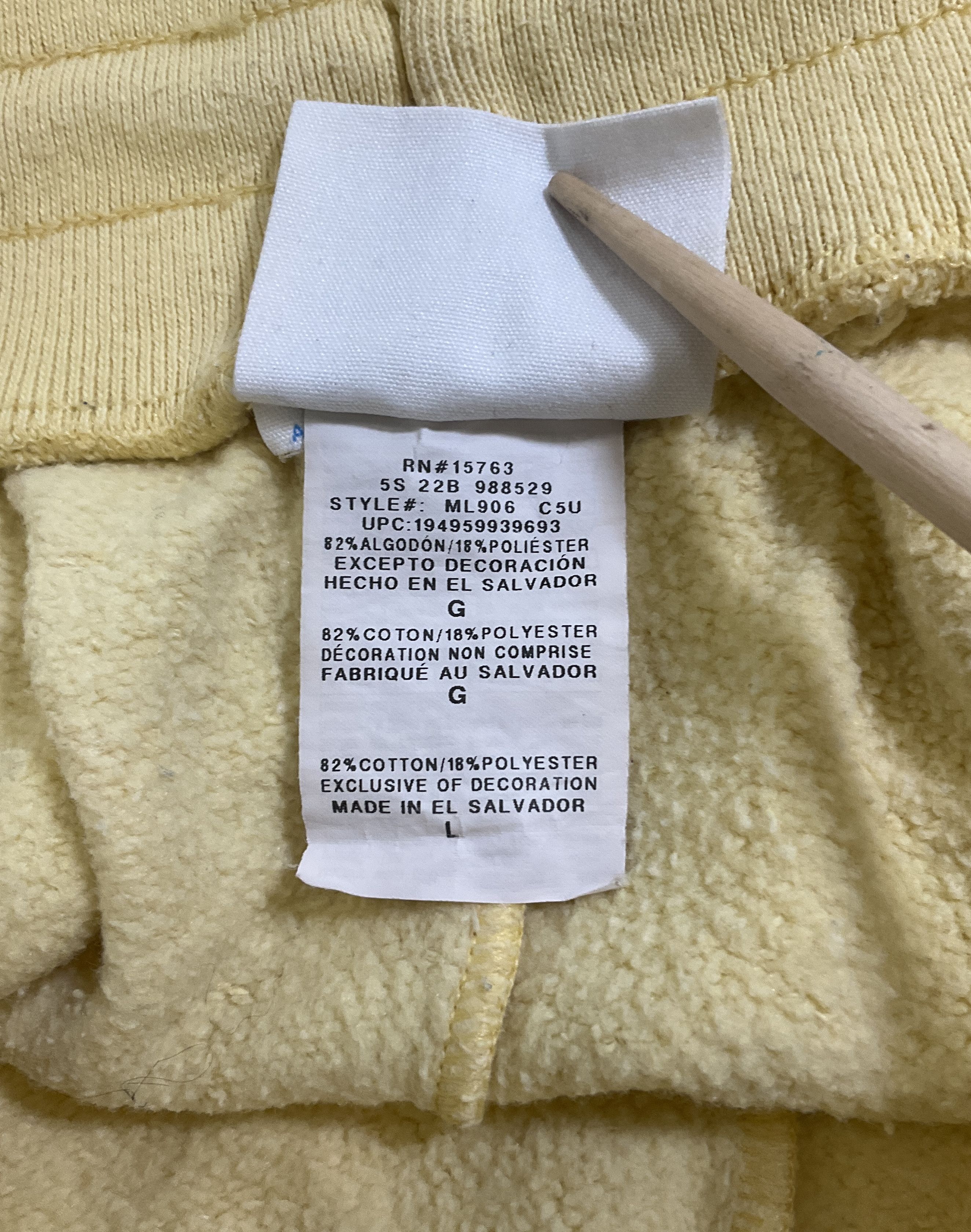 Champion Reverse Weave Fleece Sweat Shorts Womens Size L Pale Yellow Logo Lounge