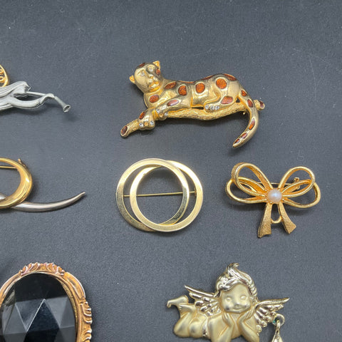 Vintage Costume Jewelry Brooch Lot of 11 Angels Celestial Cat Comet Bows