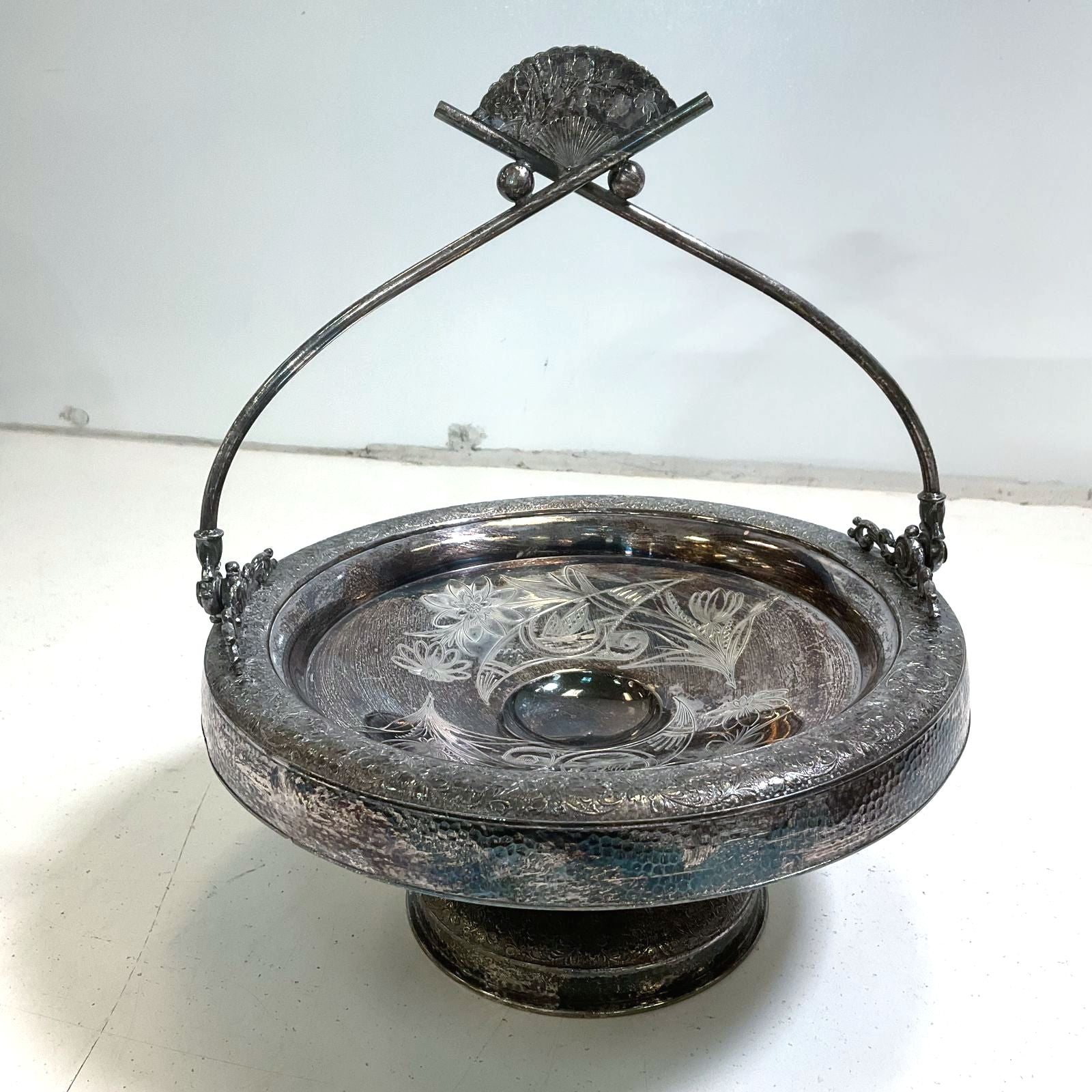Antique Holmes & Edwards 1013 Silverplate Etched Floral Brides Basket Centerpi